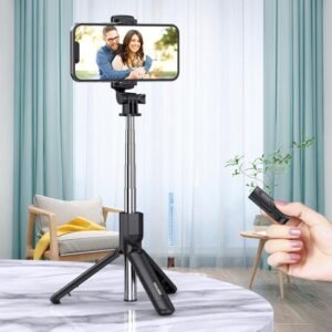 Portable live broadcast selfie stick